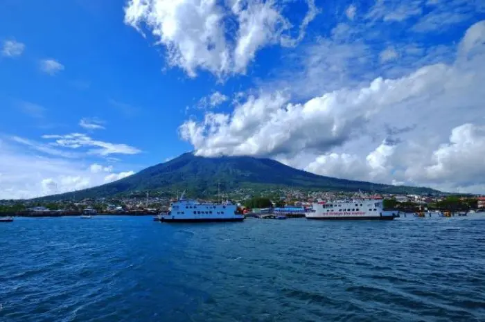 Tourist Attractions in Ternate with Natural Wonders and Valuable Historical Relics
